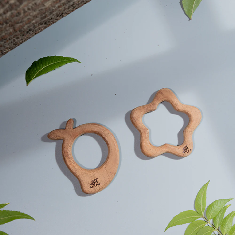 Wooden Teethers – Mango and Star